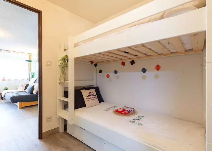 アパート Confortable A Lary Pour 4 Personnes, Proche Telecabine - Fr-1-296-506 *